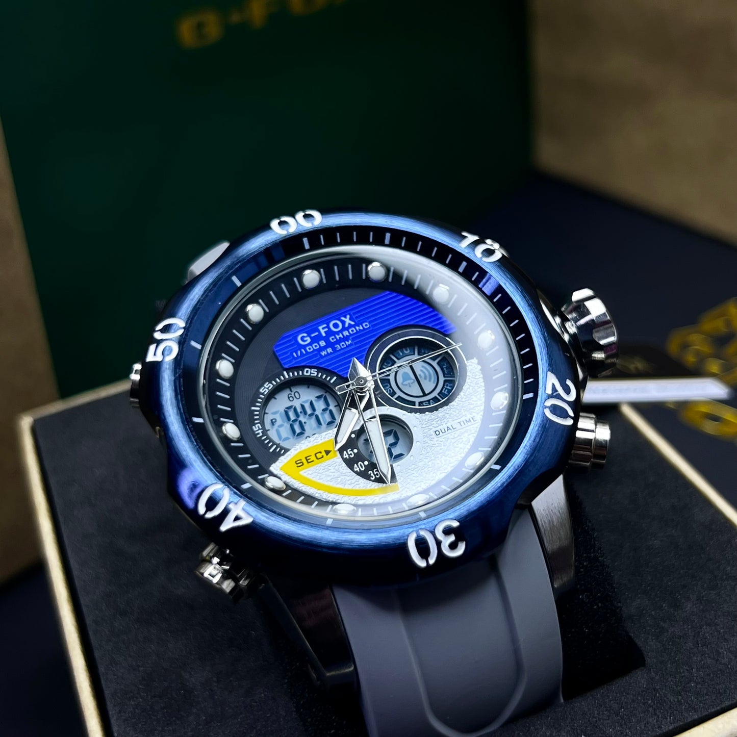 G FOX ORIGINAL DOBLE HORA POR INVICTA SUMERGIBLE PARA HOMBRE REF-1976G2-G