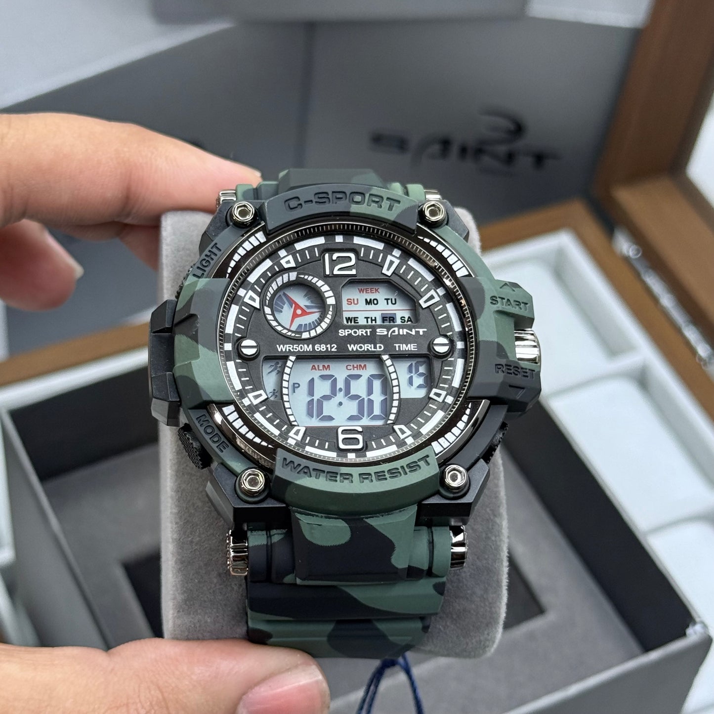 SAINT X G-SHOCK PARA SUMERGIBLE MILITAR HOMBRE REF 6812- GV