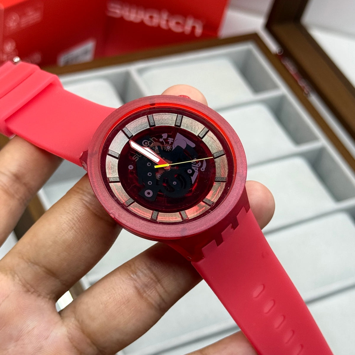 SWATCH UNISEX EDICION DEPORTIVO REF-ROJO