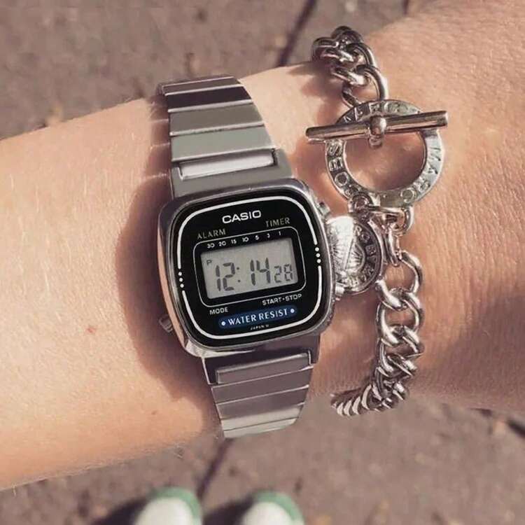 CASIO ORIGINAL PARA DAMA REF-LA670WA-1D