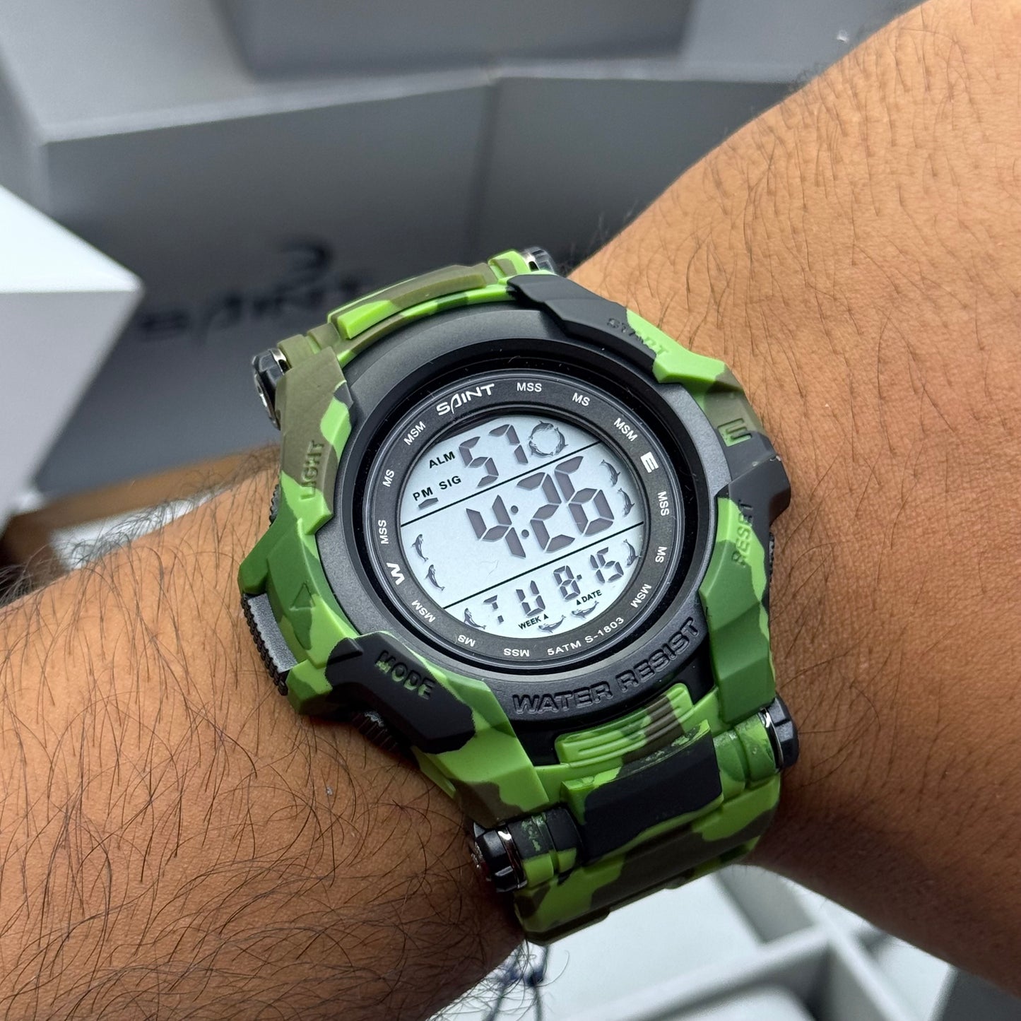 SAINT X G-SHOCK PARA SUMERGIBLE MILITAR HOMBRE REF 1803-VN