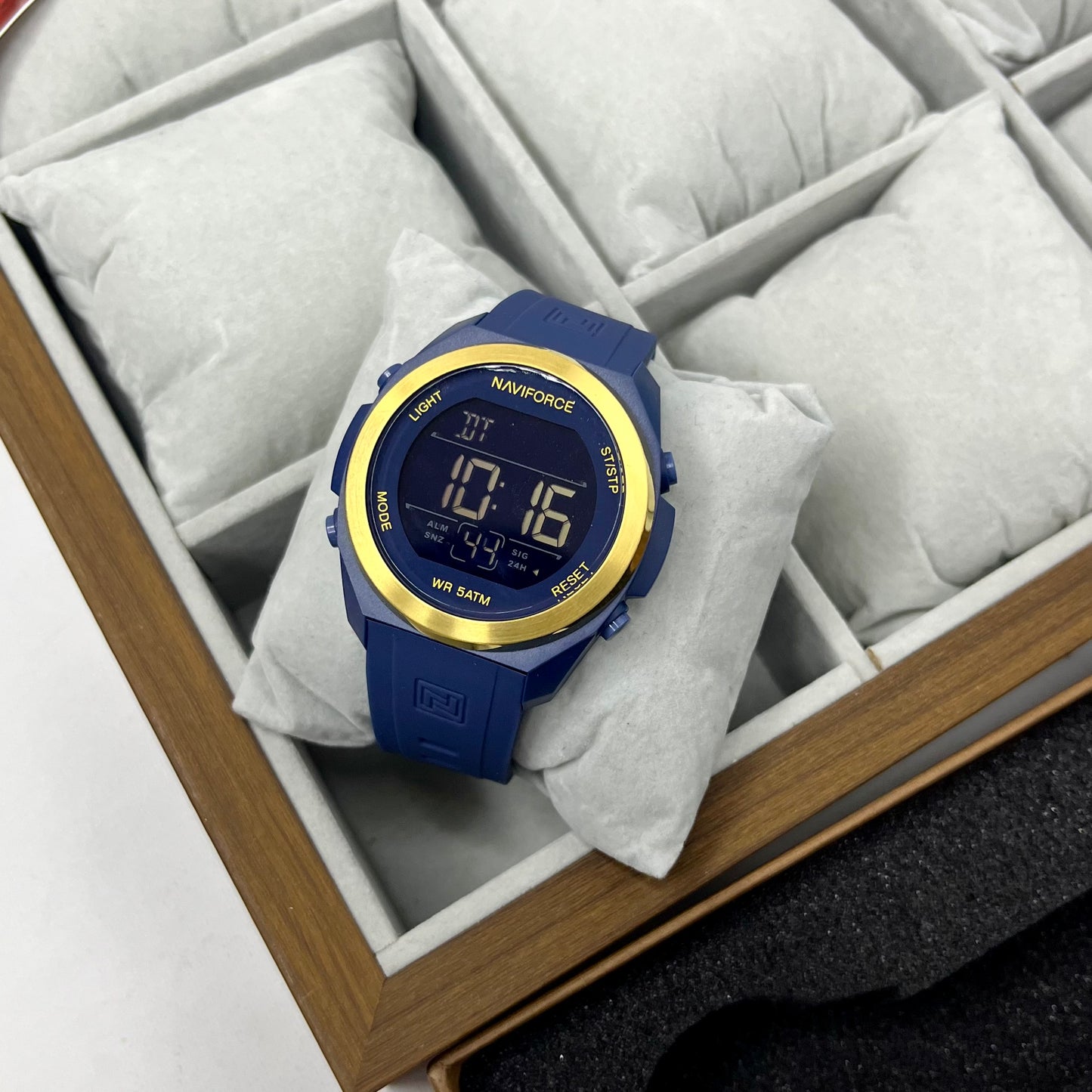 NAVIFORCE ORIGINAL PARA HOMBRE REF NF7111-A