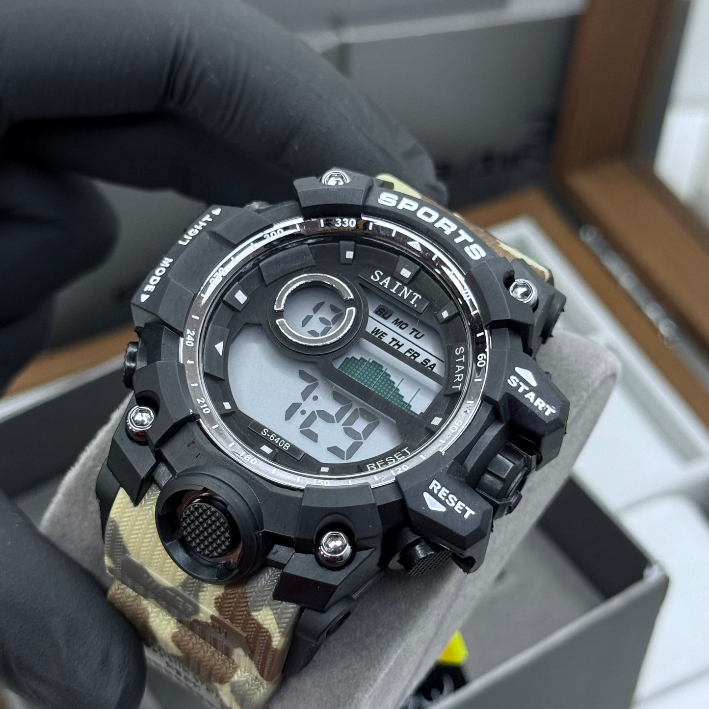 SAINT X G-SHOCK PARA SUMERGIBLE MILITAR HOMBRE REF S640B-CGN