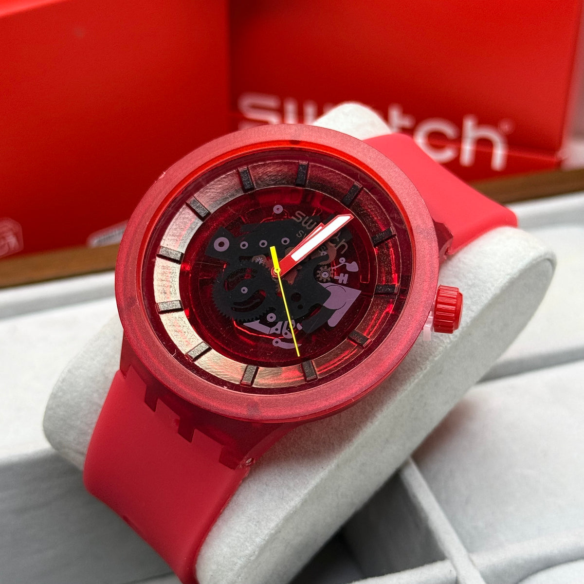 SWATCH UNISEX EDICION DEPORTIVO REF-ROJO
