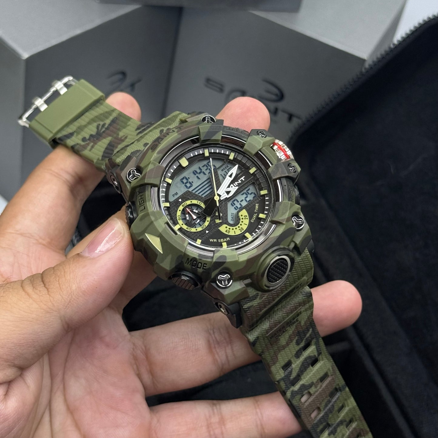 SAINT X G-SHOCK SUMERGIBLE HOMBRE REF-8008-VM