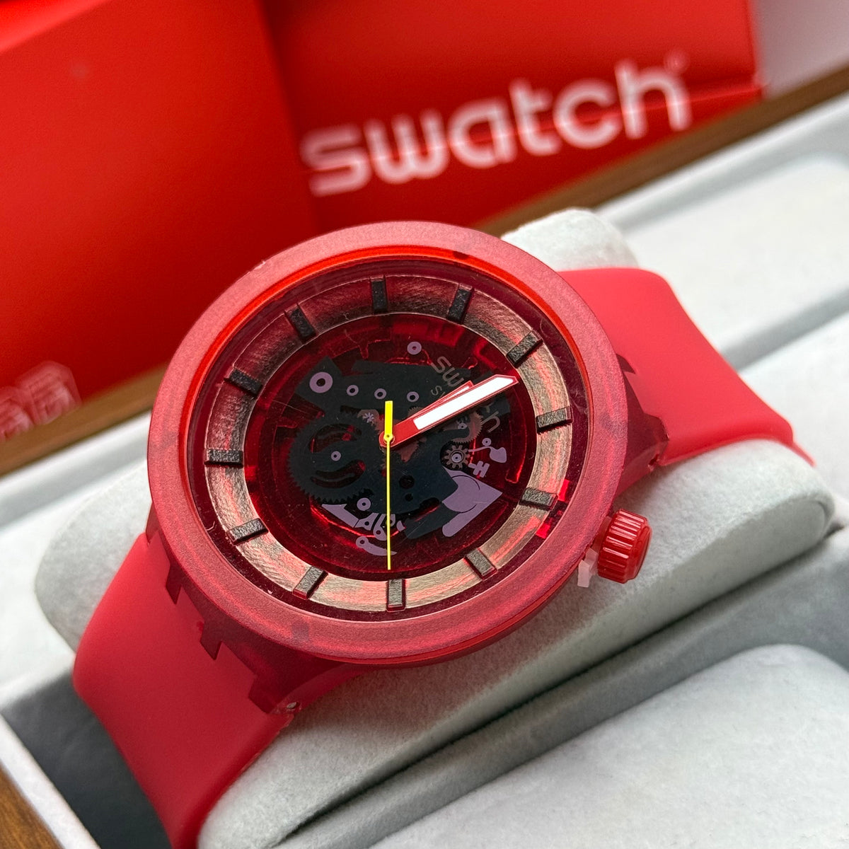 SWATCH UNISEX EDICION DEPORTIVO REF-ROJO