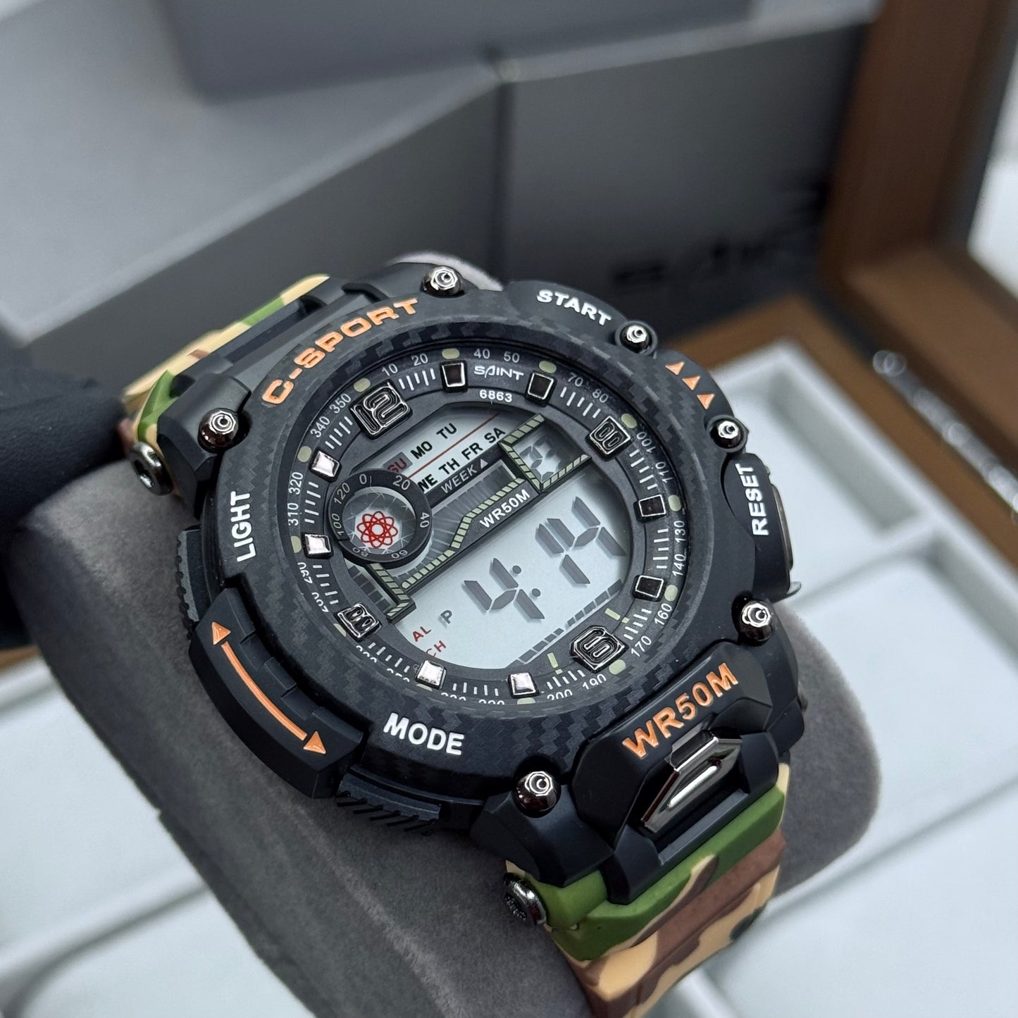 SAINT X G-SHOCK PARA SUMERGIBLE MILITAR HOMBRE REF WR50M-CVN
