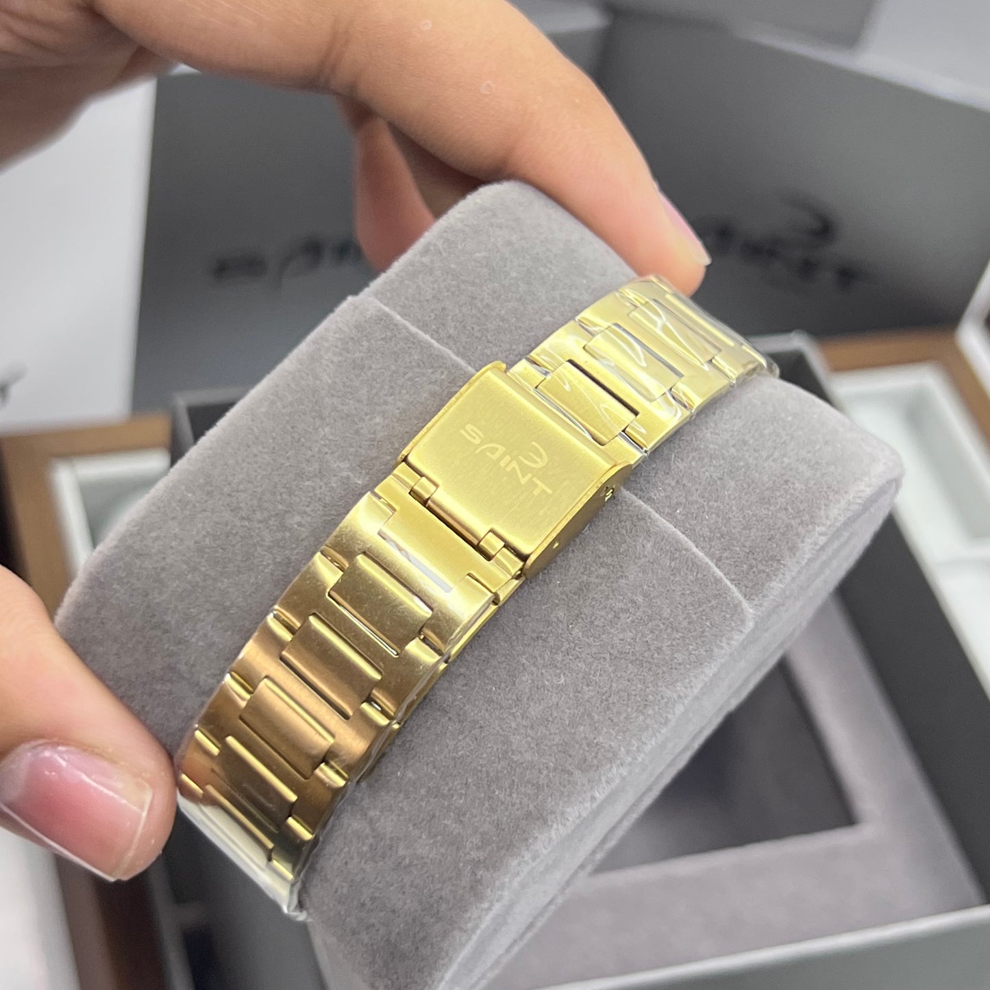 SAINT x CASIO RETRO UNISEX REF 1123-DD