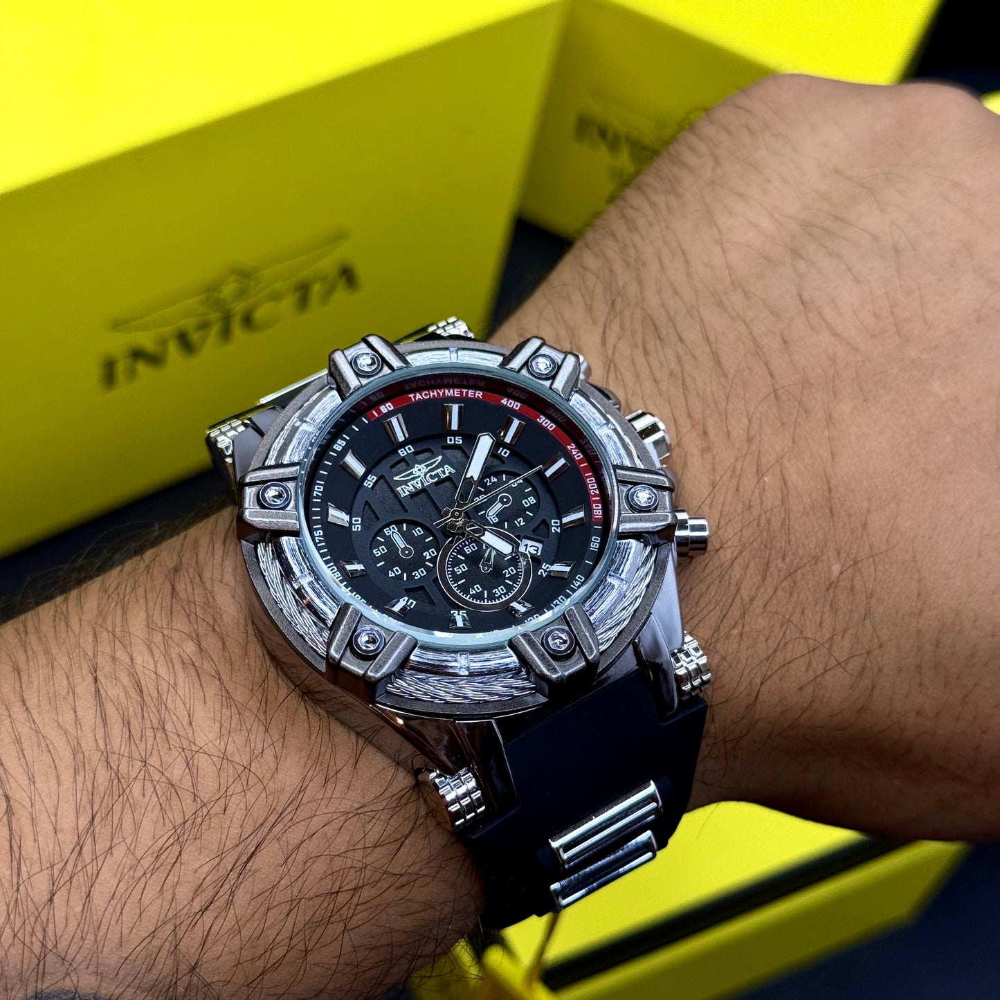 INVICTA BOLT GUAYA PARA HOMBRE REF-NPN