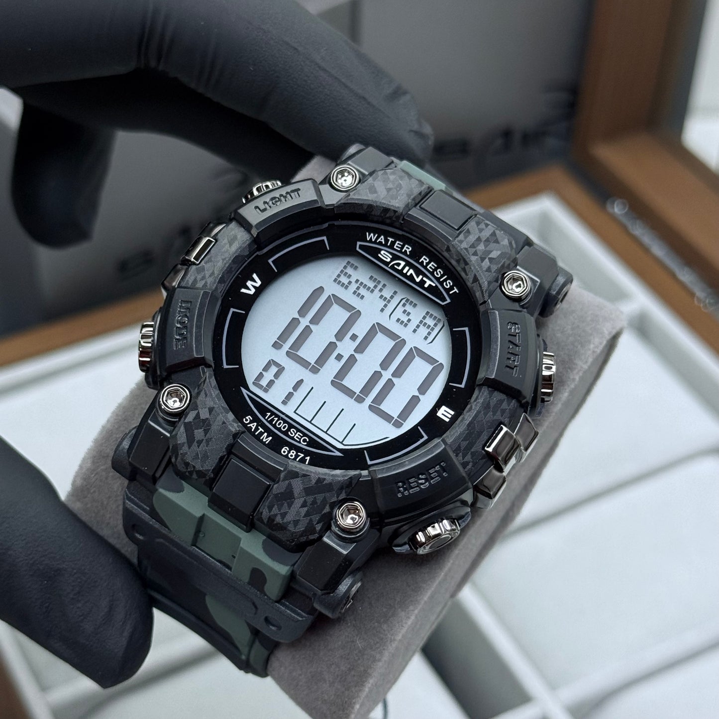 SAINT X G-SHOCK PARA SUMERGIBLE MILITAR HOMBRE REF-6871-VN
