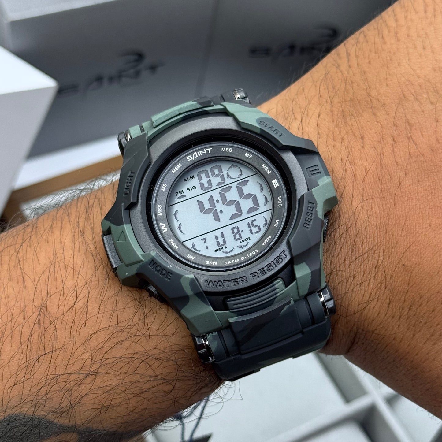 SAINT X G-SHOCK PARA SUMERGIBLE MILITAR HOMBRE REF 1803-GVN