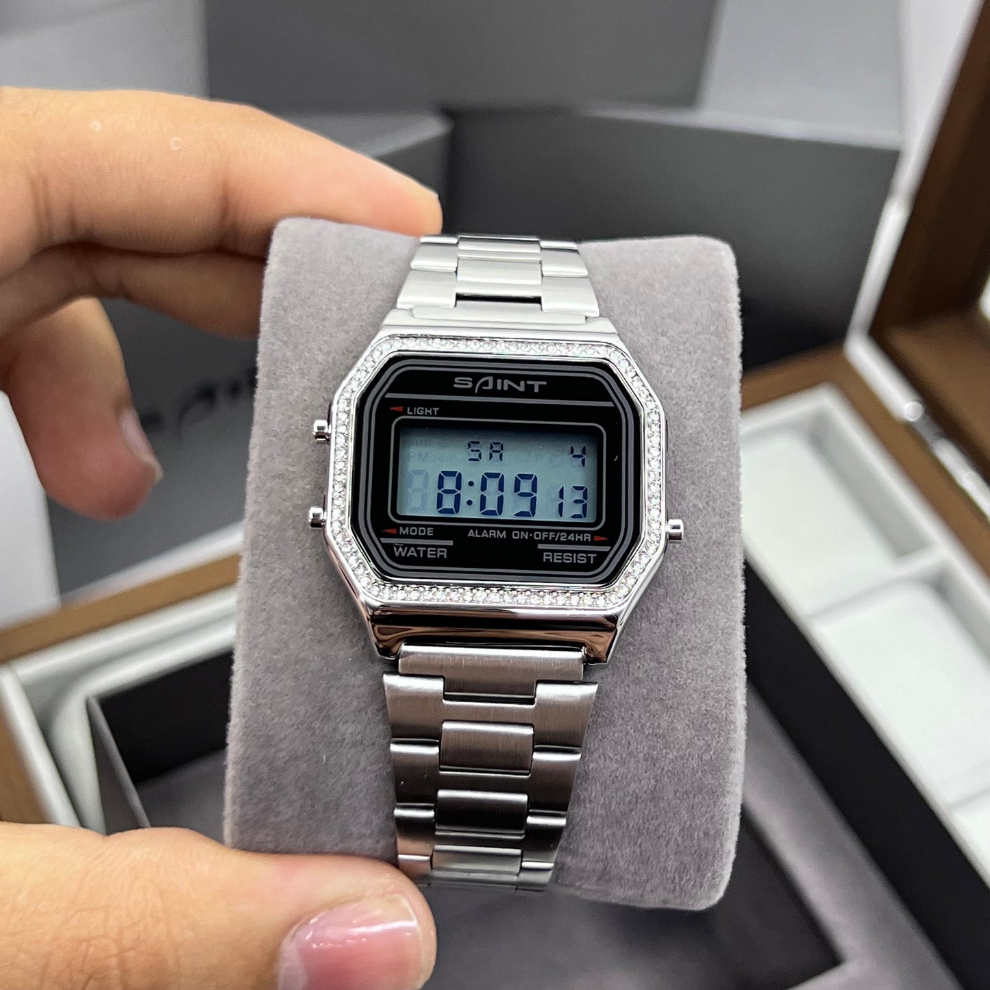 SAINT x CASIO RETRO UNISEX REF 1123-PP