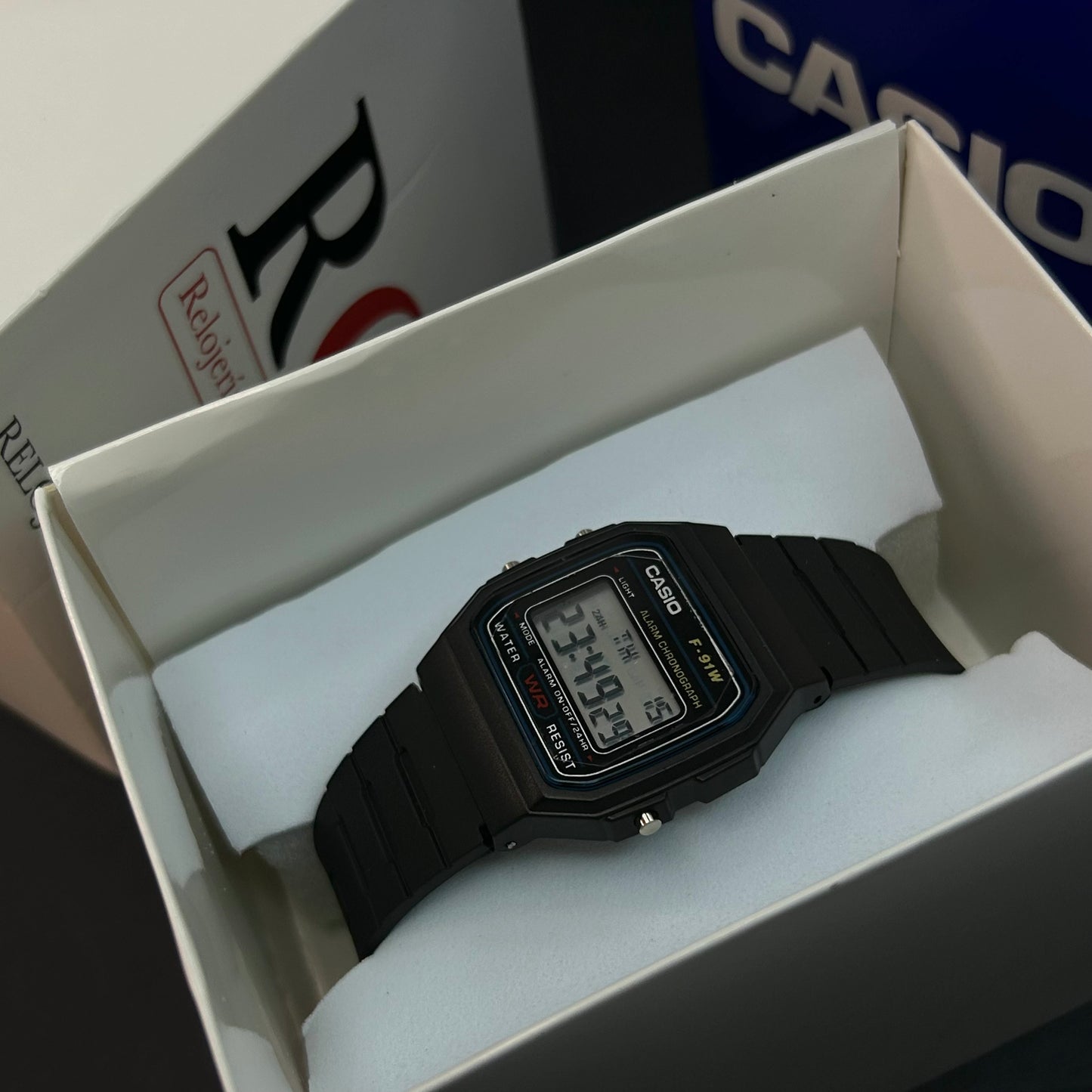CASIO SUMERGIBLE UNISEX  REF-F91