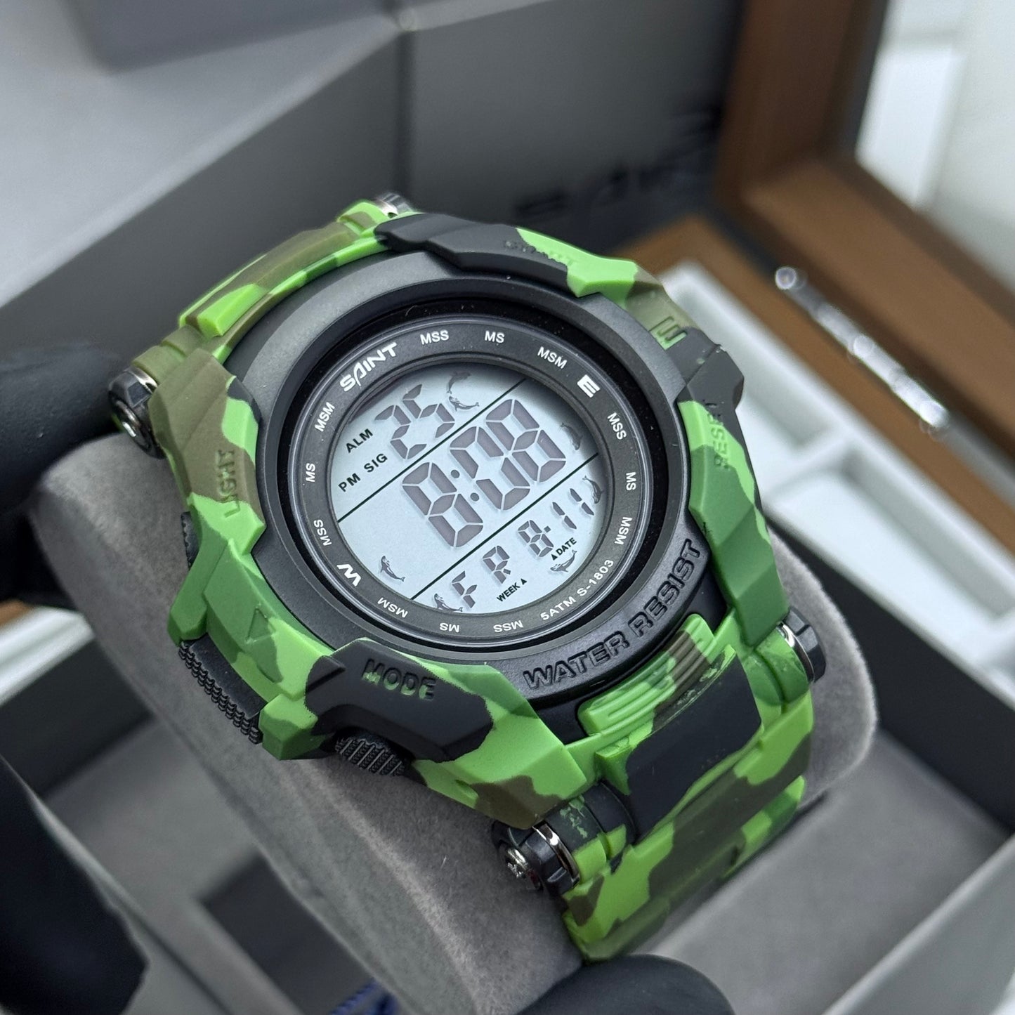 SAINT X G-SHOCK PARA SUMERGIBLE MILITAR HOMBRE REF 1803-VN