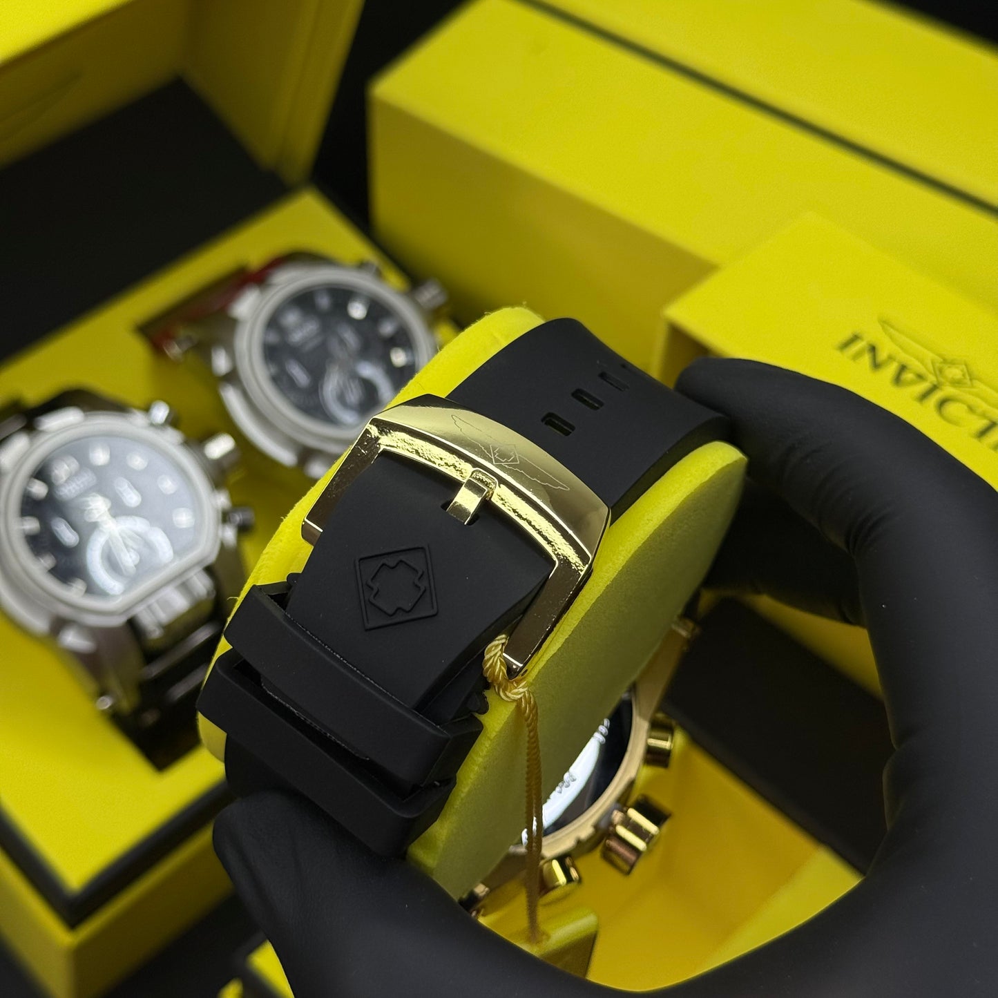 INVICTA BOLT ZEUS GOMA PARA HOMBRE REF-NB