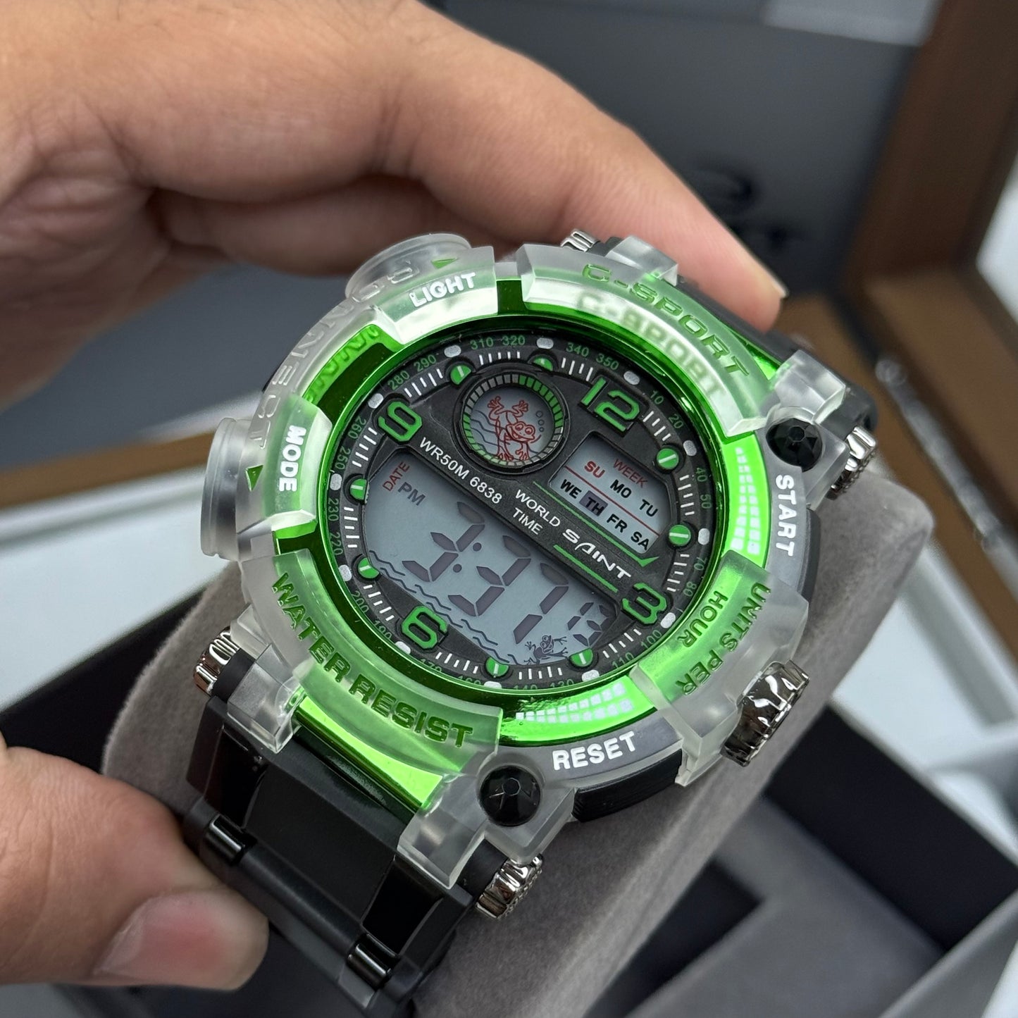 SAINT X G-SHOCK SUMERGIBLE PARA HOMBRE REF-50NV