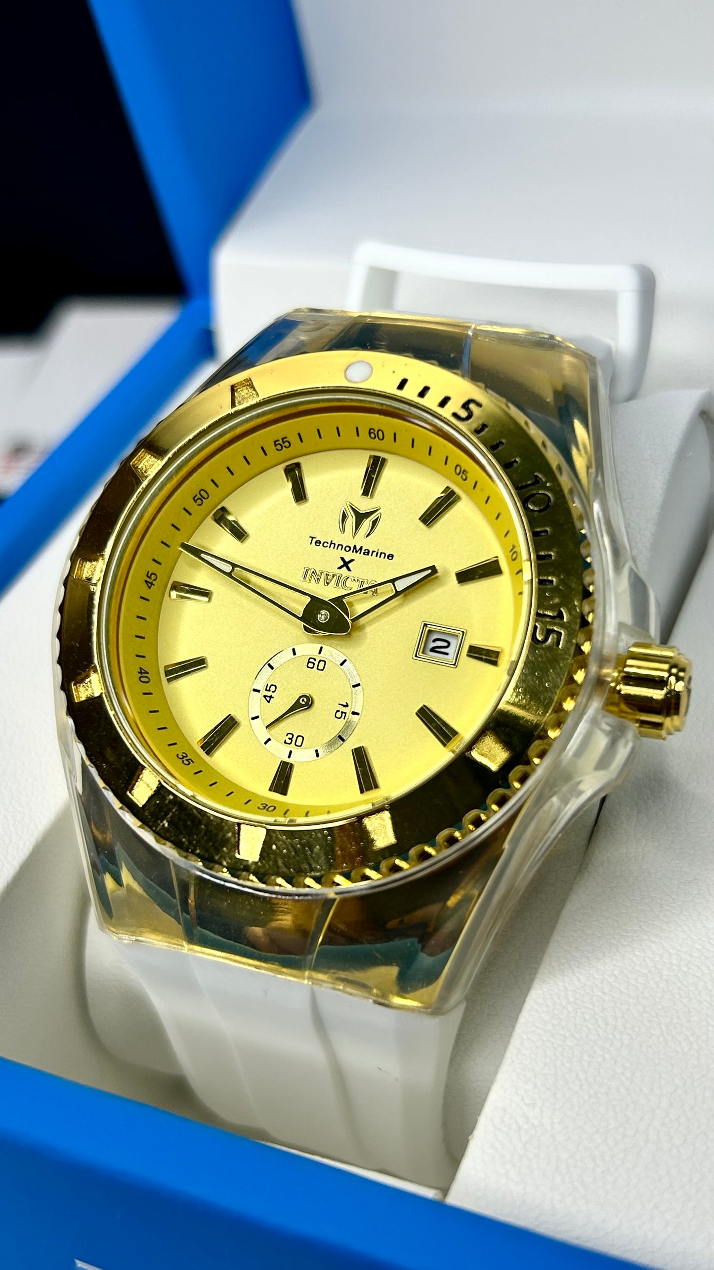 PAREJA INVICTA x TECHNOMARINE  REF-BD