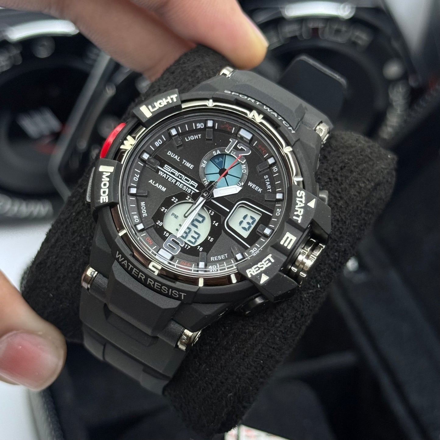 SANDA X G-SHOCK SUMERGIBLE DAMA REF-789-NN