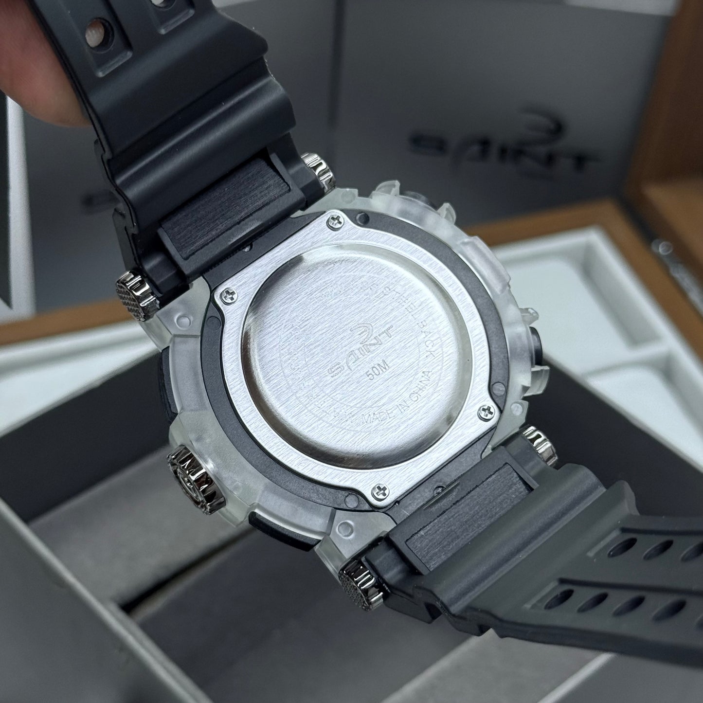 SAINT X G-SHOCK SUMERGIBLE PARA HOMBRE REF-50NV