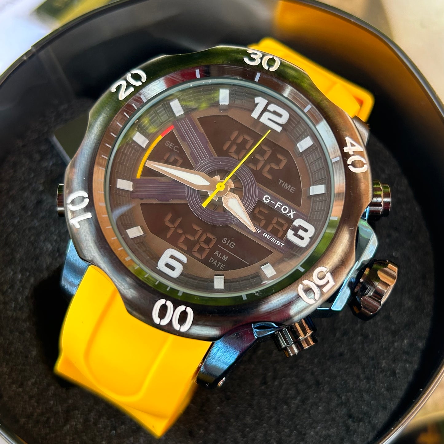 G FOX ORIGINAL DOBLE HORA POR INVICTA SUMERGIBLE PARA HOMBRE REF-1976G1-A