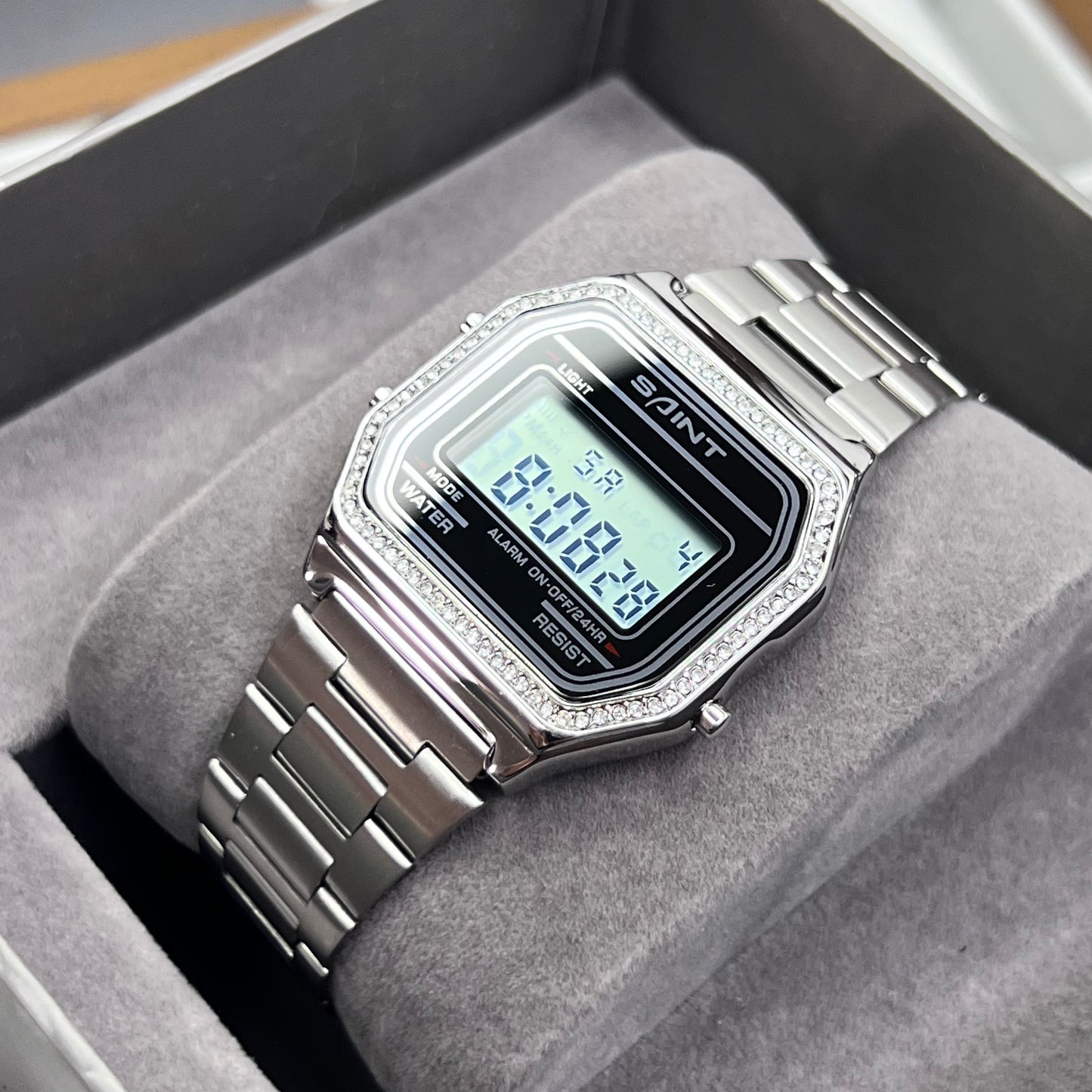 SAINT x CASIO RETRO UNISEX REF 1123-PP