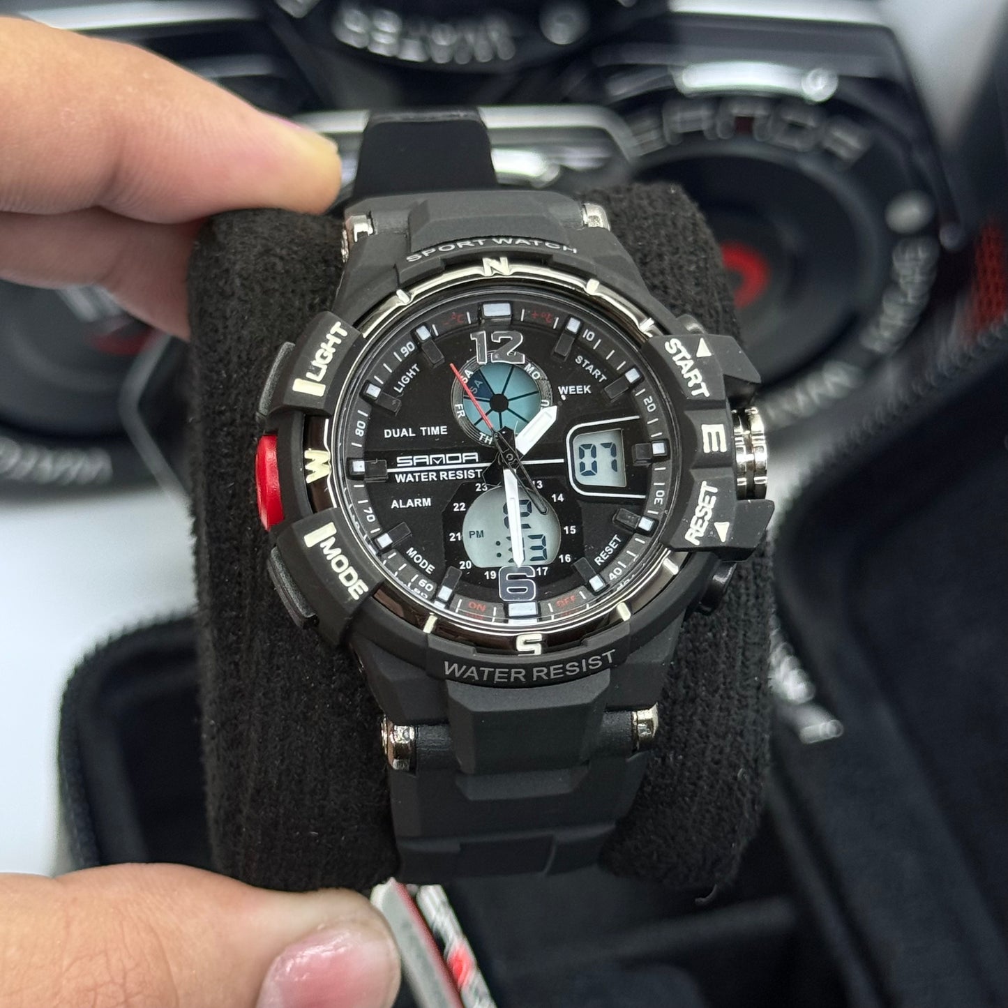 SANDA X G-SHOCK SUMERGIBLE DAMA REF-789-NN