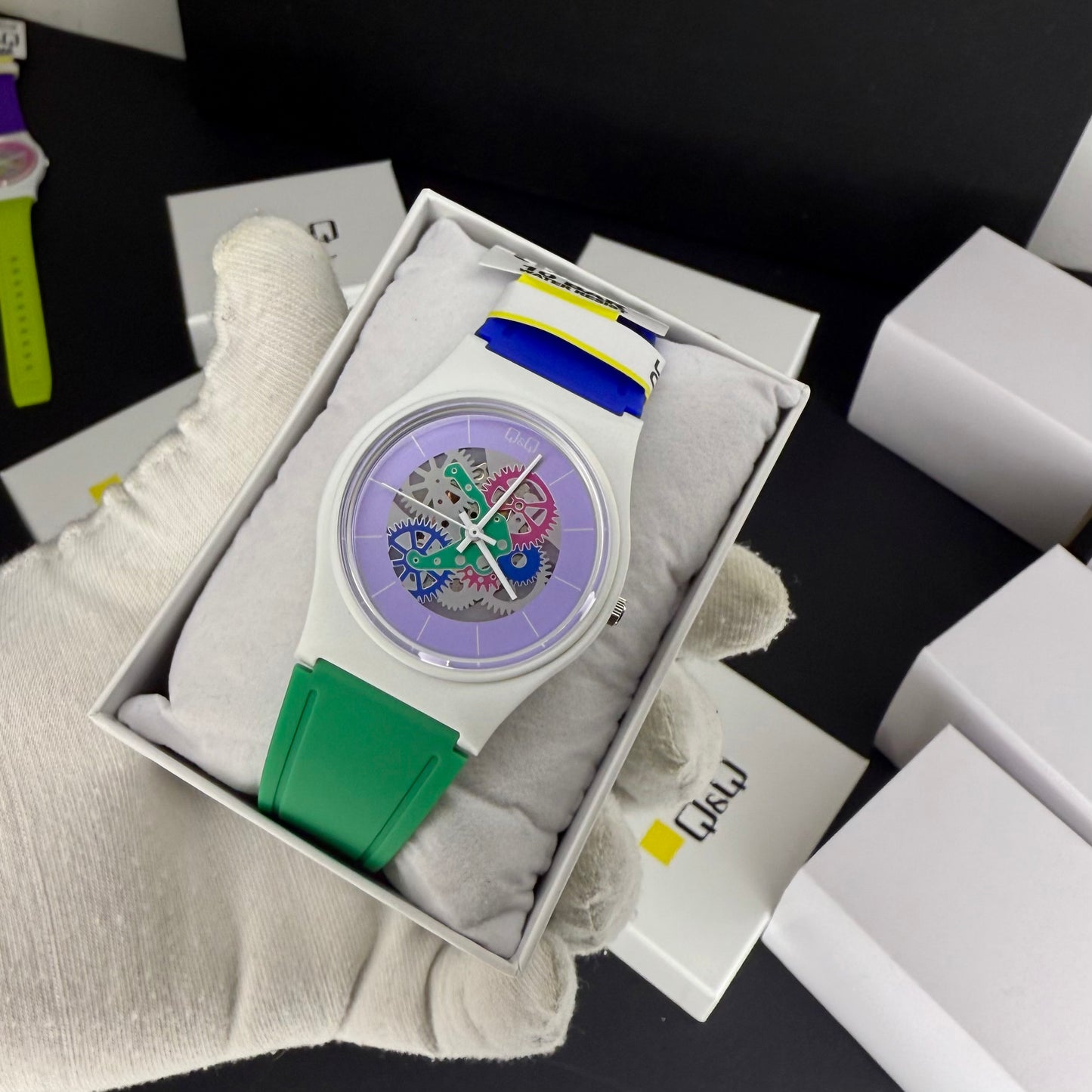 QyQ SUMERGIBLE  TIPO SWATCH UNISES ORIGINAL REF-V41A-508VY