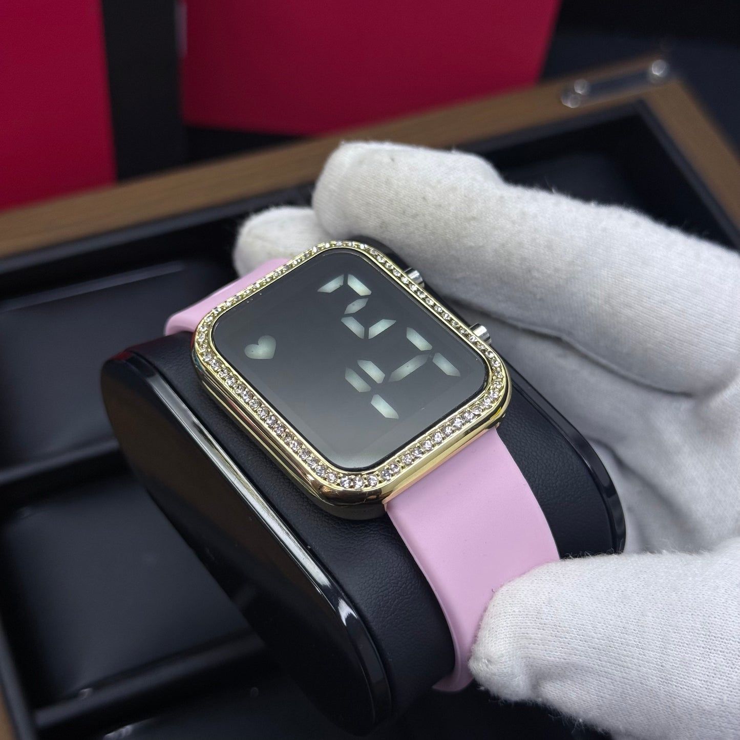 RELOJ DIGITAL ESTILO CUBANO PARA DAMA REF-RDN