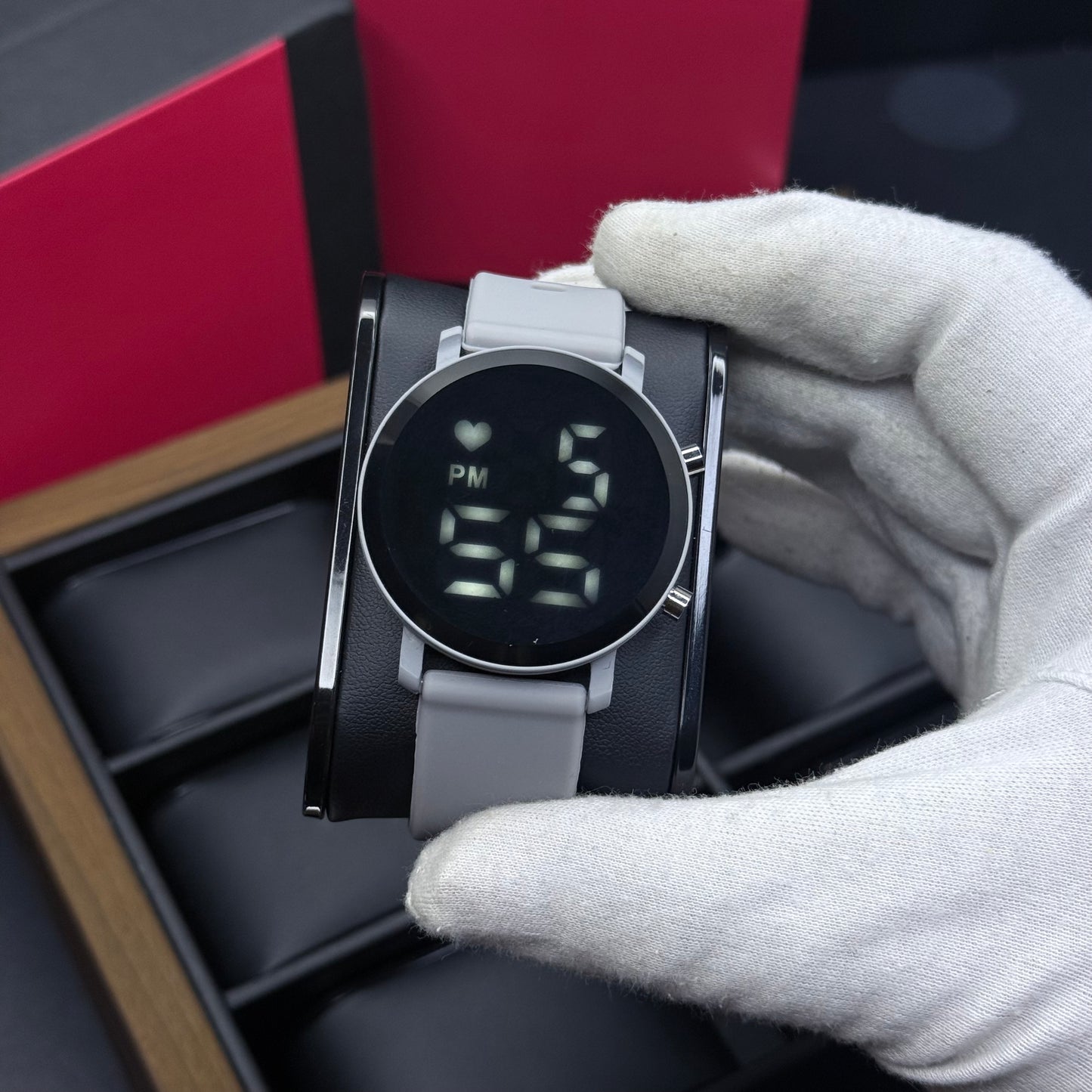 RELOJ DIGITAL ESTILO CUBANO PARA DAMA REF-GN
