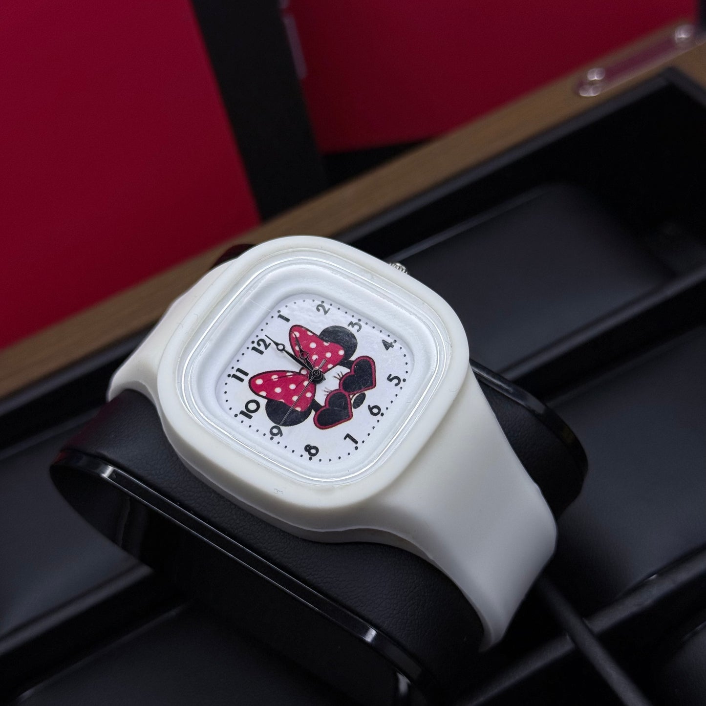 RELOJ INFANTIL PARA NIÑO O NIÑA REF -BB