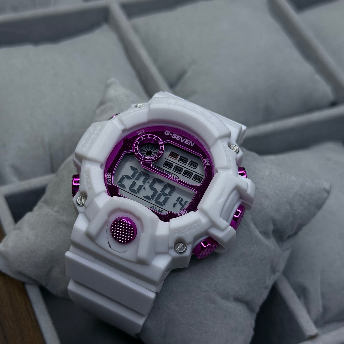 G-SEVEN X G-SHOCK  PARA DAMA REF-643L BM